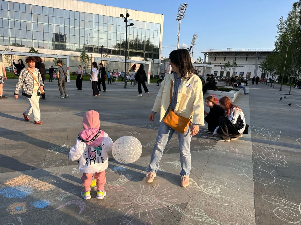 Отдохнуть не дадут: Минтруд переносит майские каникулы - выходные изменили из-за ситуации в стране