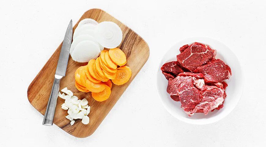 Говядина с картошкой в рукаве: простой и вкусный рецепт для уютного вечера