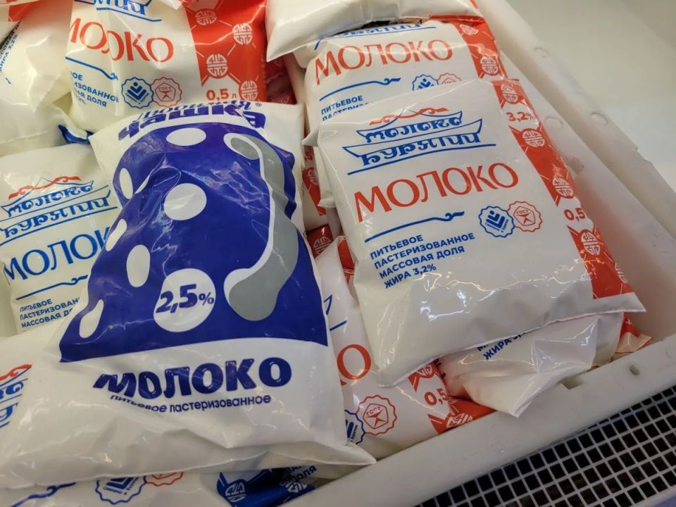 Молоко из пакета: Что на самом деле пьют ваши дети вместо настоящего молока