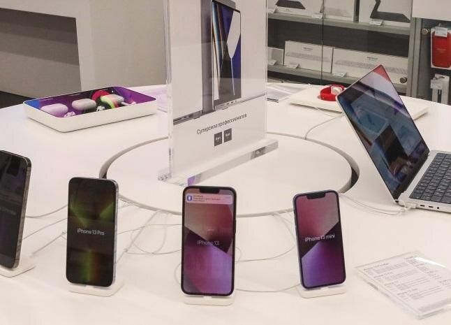 Когда и зачем дезинфицировать мобильный телефон: советы Роспотребнадзора