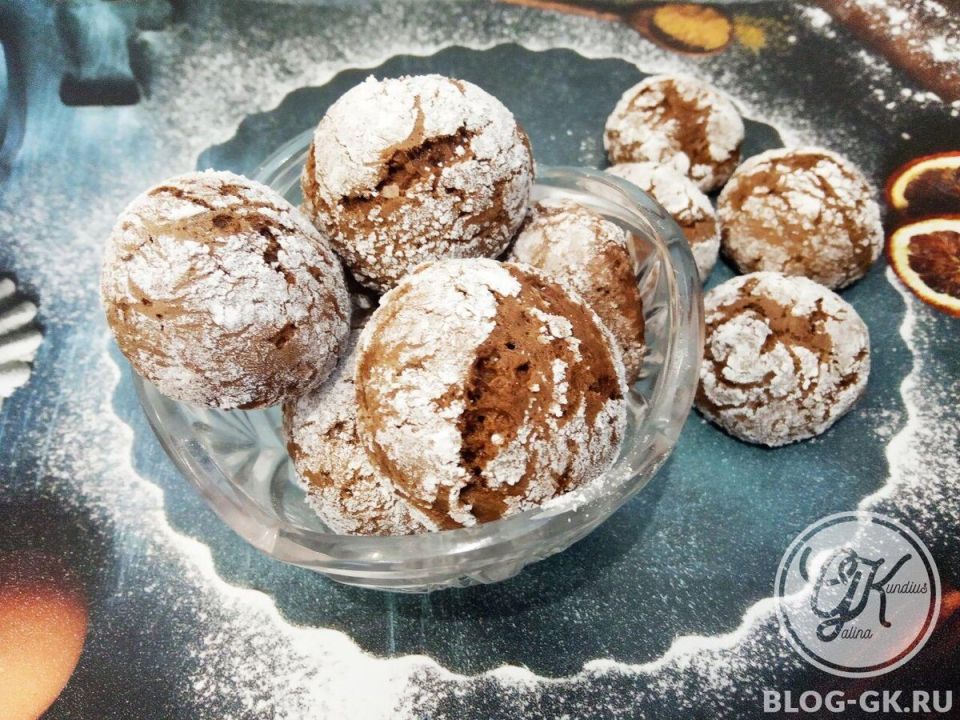 Шоколадное печенье с трещинками: ваш новый любимый десерт