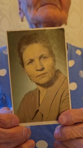                 ,  80- 