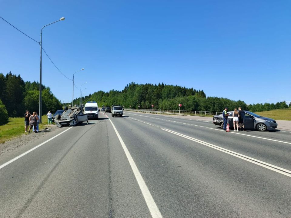    .   13:00     77    21   