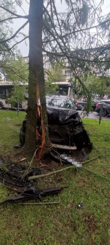     15  25    168    46-  Audi Q7      