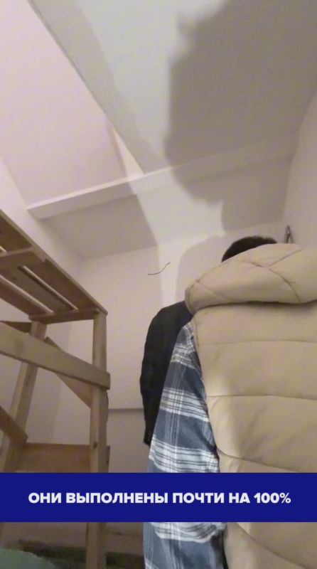  :      4