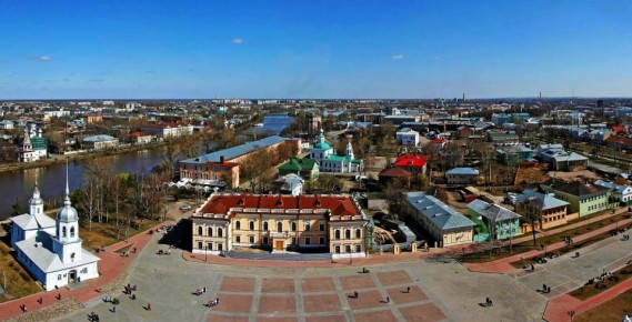 Губернатор Вологодской области прокомментировал ситуацию с переселением из дома жильцов на встрече с вытегорами, где подвел итоги прошедшего в муниципалитете Градсовета 2.0