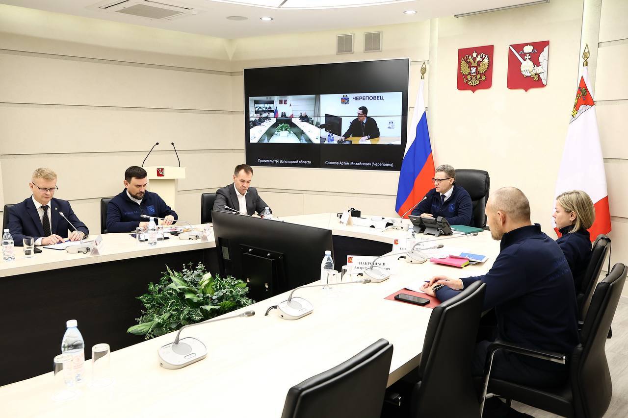 Губернатор провел совещание, на котором главы Вологды, Череповца и Великоустюгского округа отчитались о ходе работ по подготовке к юбилеям 2027 года Губернатор провел совещание, на котором главы Вологды, Череповца и Великоустюгского округа отчитались о ходе работ по подготовке к юбилеям 2027 года