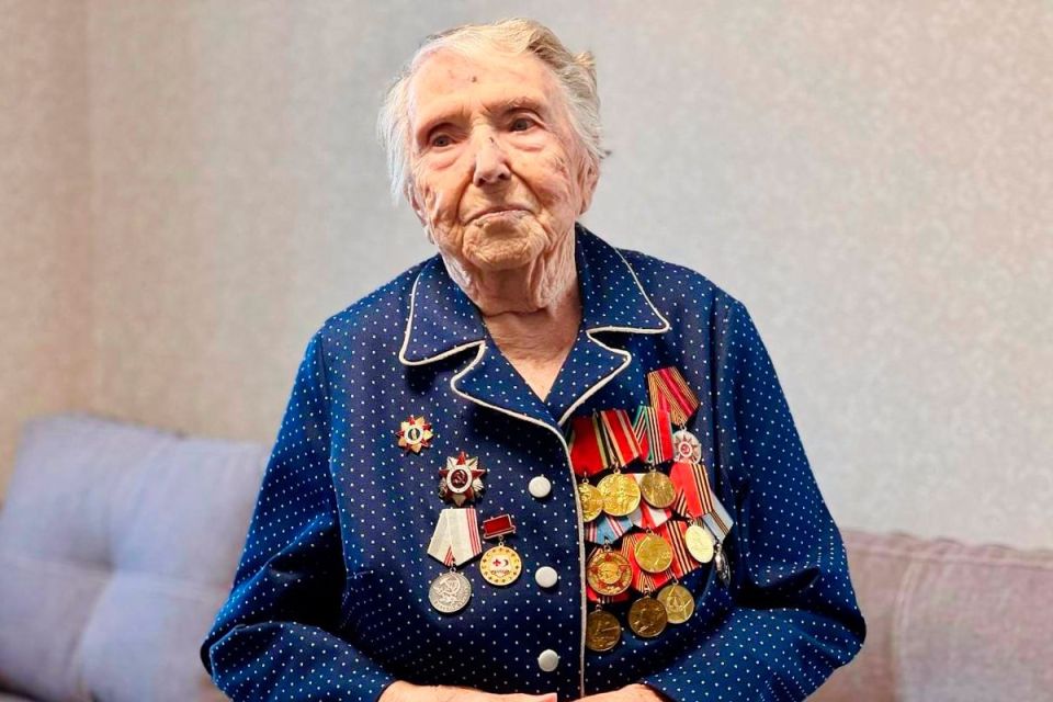 Ветерану Великой Отечественной войны Лидии Акимовой из Череповца исполнилось 100 лет