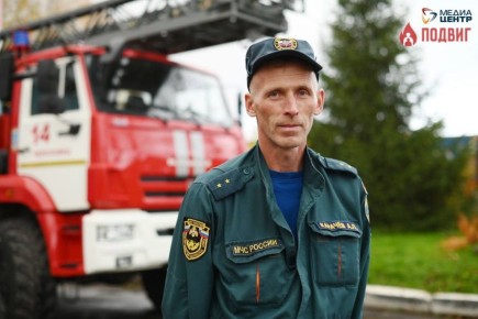 С праздником, сидящие за рулём автомобилей!