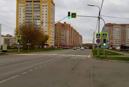 После вмешательства прокуратуры города Череповца пешеходный переход вблизи образовательного учреждения на ул. Ленинградской оборудован светофором
