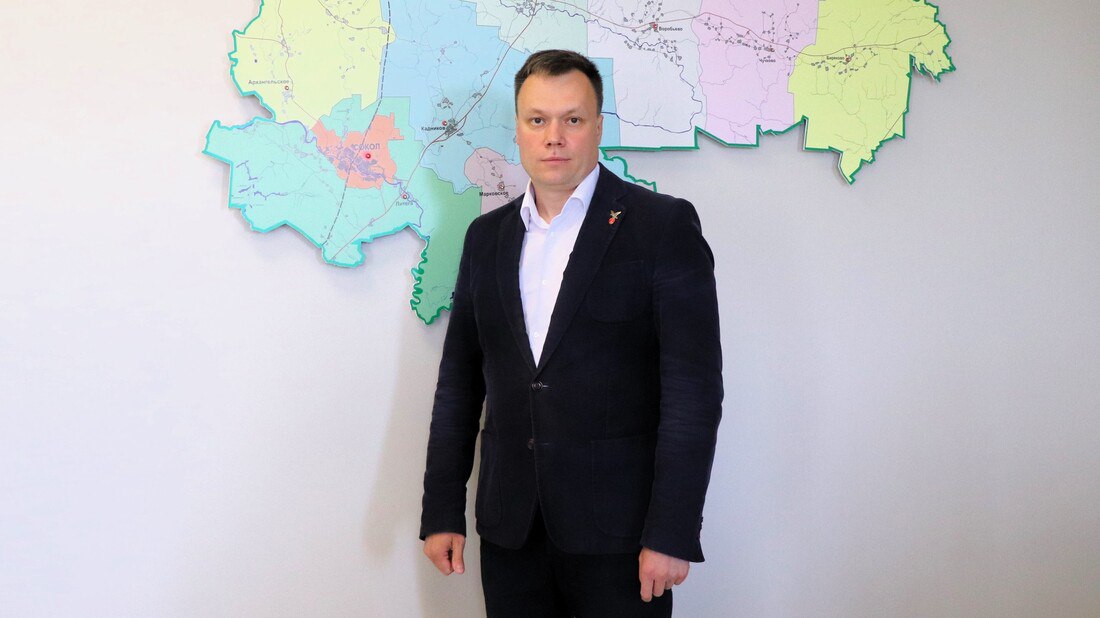 Суд лишил водительских прав и оштрафовал главу Сокольского округа Владимира Носкова