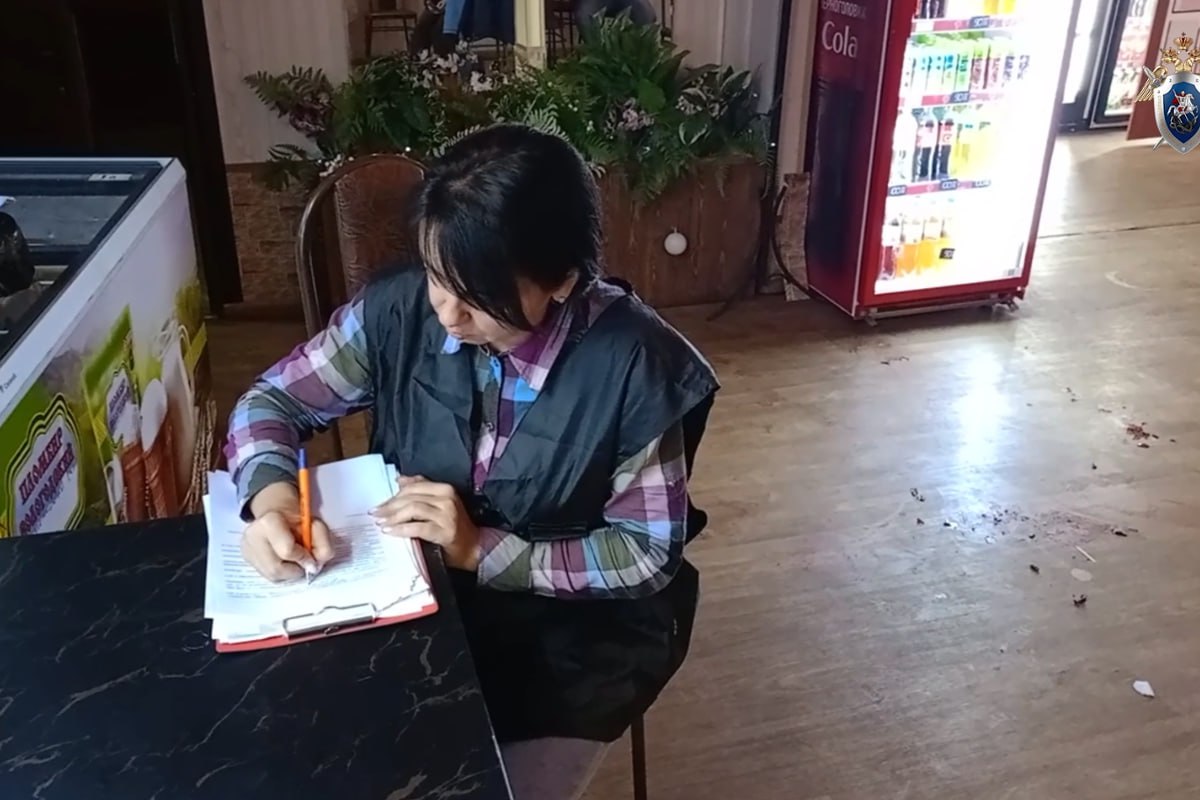 И вновь алкогольная трагедия В Вологде возбуждено уголовное дело об убийстве в кафе на ул. Мира. Подозреваемая — 33-летняя сожительница погибшего — задержана