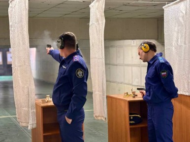 Сотрудники следственного управления приняли участие в соревнованиях по стрельбе