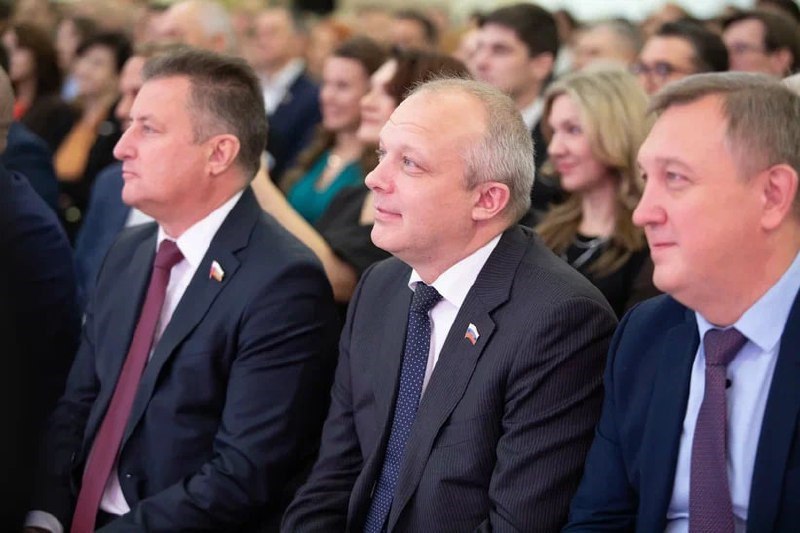 Депутаты ЗСО приняли участие в Гражданском форуме Депутаты ЗСО приняли участие в Гражданском форуме