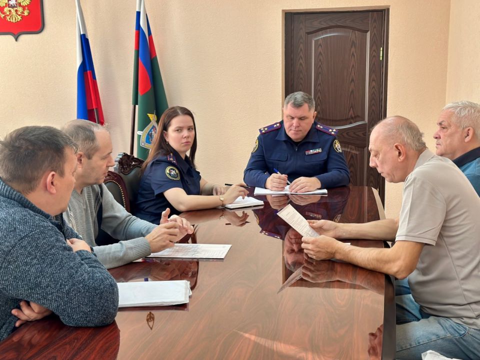 По результатам приема граждан руководитель следственного управления поручил возбудить уголовное дело о невыплате заработной платы