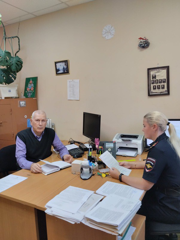 В Харовске общественники проверили работу подразделения полиции