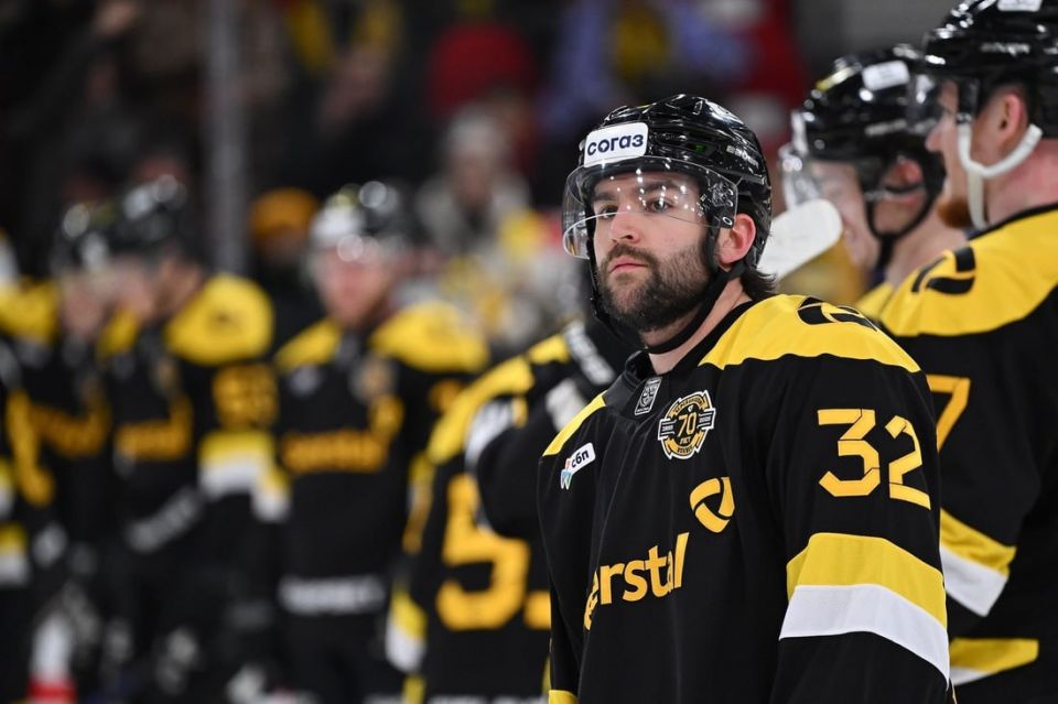 Хоккейная «Северсталь» всухую проиграла в Череповце, прервав победную серию