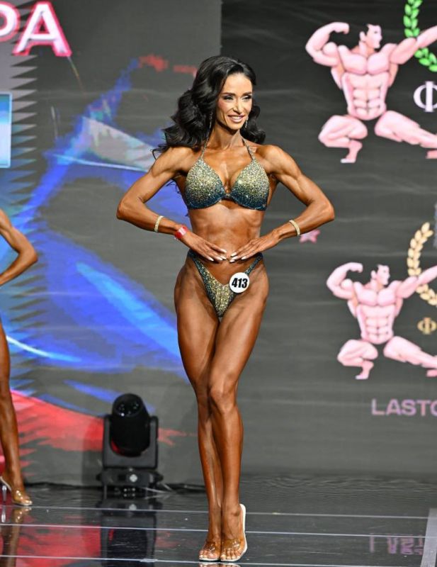 Вологжанка завоевала «серебро» на чемпионате России по бодибилдингу и фитнесу