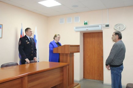 В ОМВД России «Никольский» состоялась церемония принятия Присяги и вручения паспорта гражданина РФ