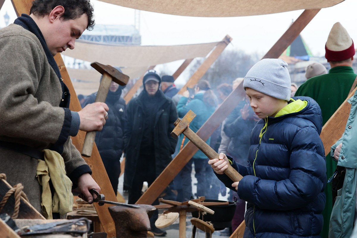 В Вологде ярко и патриотично отметили День народного единства В Вологде ярко и патриотично отметили День народного единства