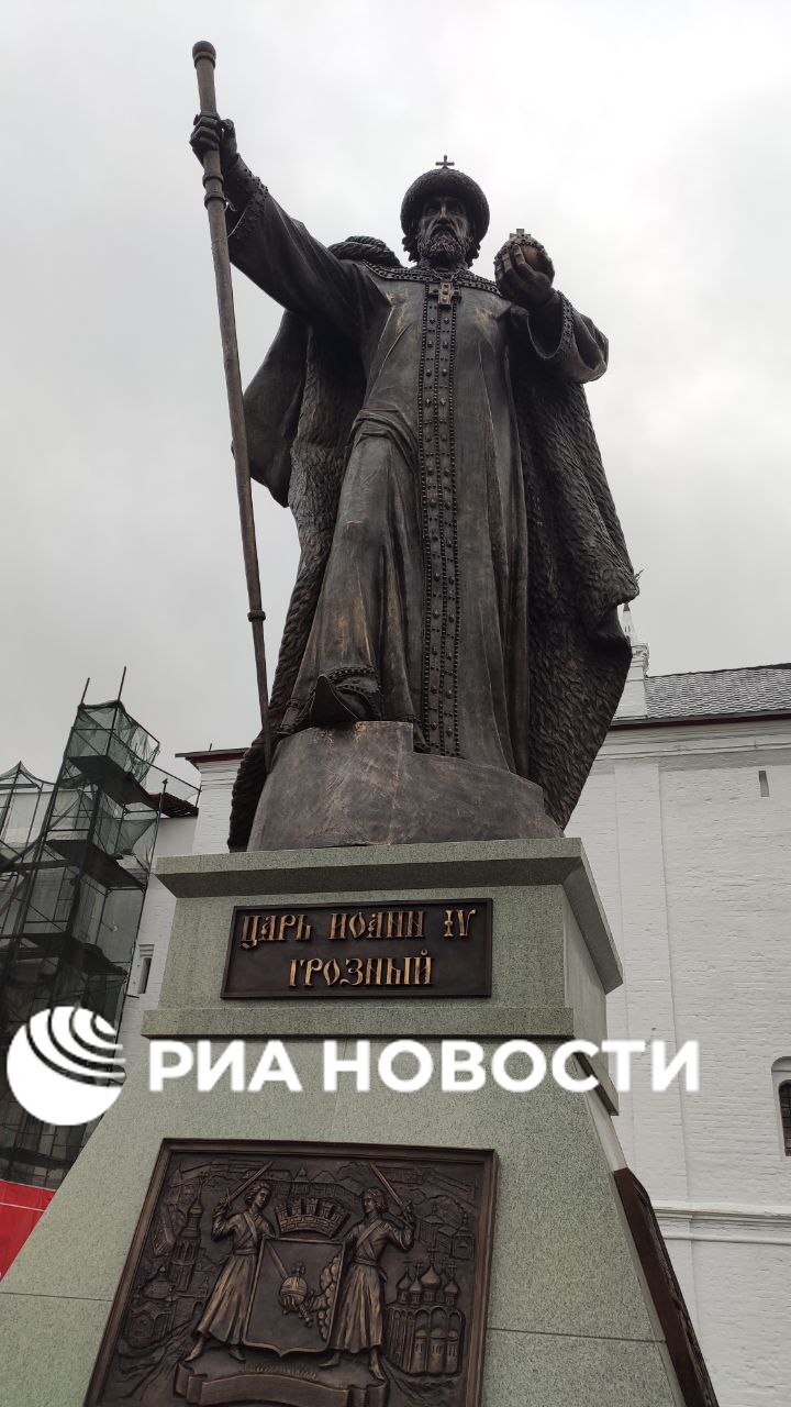 Памятник Ивану Грозному, как и обещали, открыли в Вологде в День народного единства