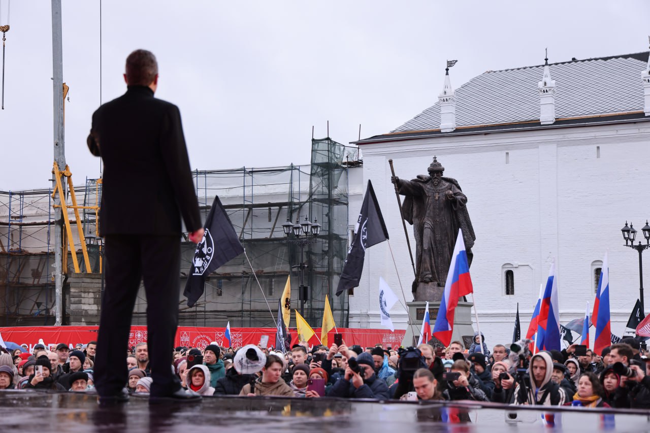 ГРОЗНОЕ НАПОМИНАНИЕ ВСЕМ ВРАГАМ ЗЕМЛИ РУССКОЙ