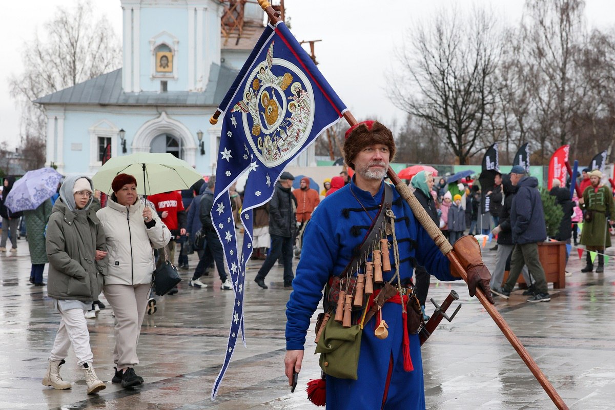 В Вологде ярко и патриотично отметили День народного единства В Вологде ярко и патриотично отметили День народного единства