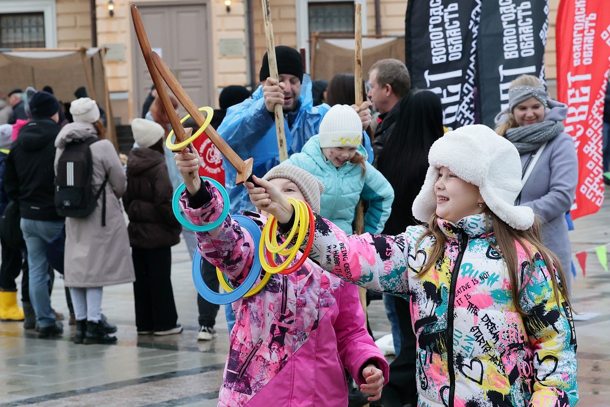 В Вологде ярко и патриотично отметили День народного единства В Вологде ярко и патриотично отметили День народного единства