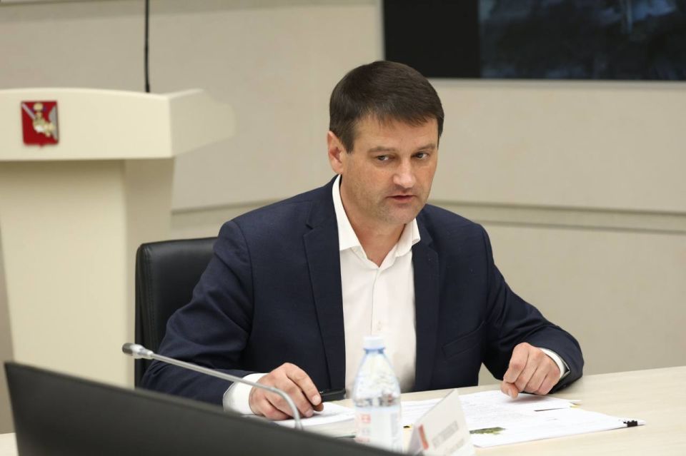 Губернатор Вологодской области Георгий Филимонов рассказал о скором завершении работ по созданию парка «Берег Дионисия» на берегу Ферапонтовского озера Губернатор Вологодской области Георгий Филимонов рассказал о скором завершении работ по созданию парка «Берег Дионисия» на берегу Ферапонтовского озера