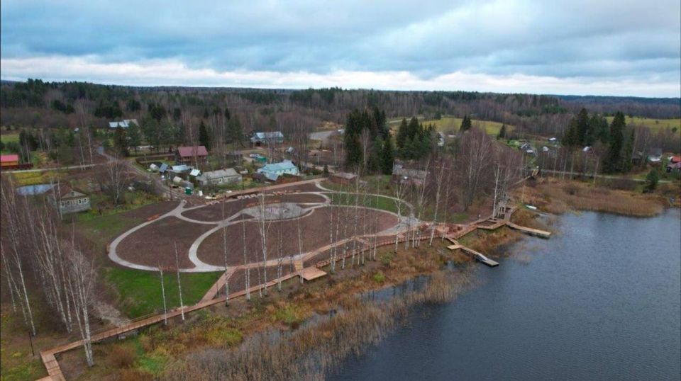 Губернатор Вологодской области Георгий Филимонов рассказал о скором завершении работ по созданию парка «Берег Дионисия» на берегу Ферапонтовского озера Губернатор Вологодской области Георгий Филимонов рассказал о скором завершении работ по созданию парка «Берег Дионисия» на берегу Ферапонтовского озера