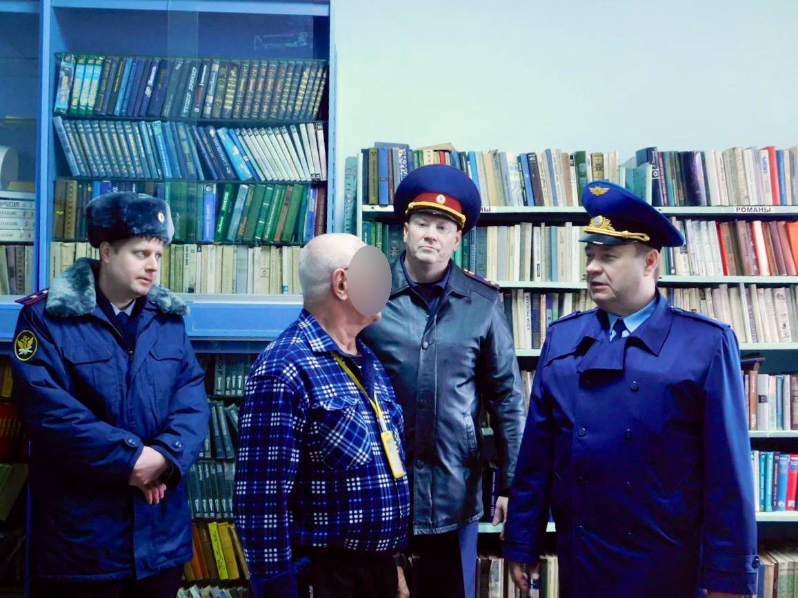 Прокурором области Андреем Тимошичевым проведена проверка соблюдения законов в колонии-поселении, расположенной в г. Грязовце Прокурором области Андреем Тимошичевым проведена проверка соблюдения законов в колонии-поселении, расположенной в г. Грязовце