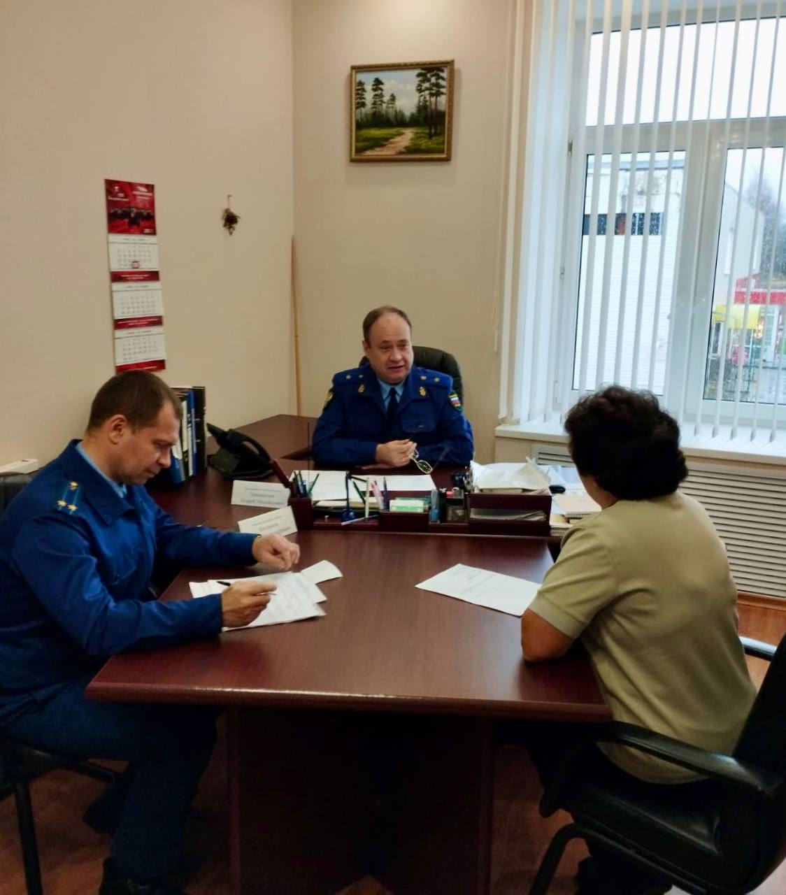 Прокурор Вологодской области Андрей Тимошичев посетил ПАО Племзавод «Заря» в Грязовецком округе Прокурор Вологодской области Андрей Тимошичев посетил ПАО Племзавод «Заря» в Грязовецком округе