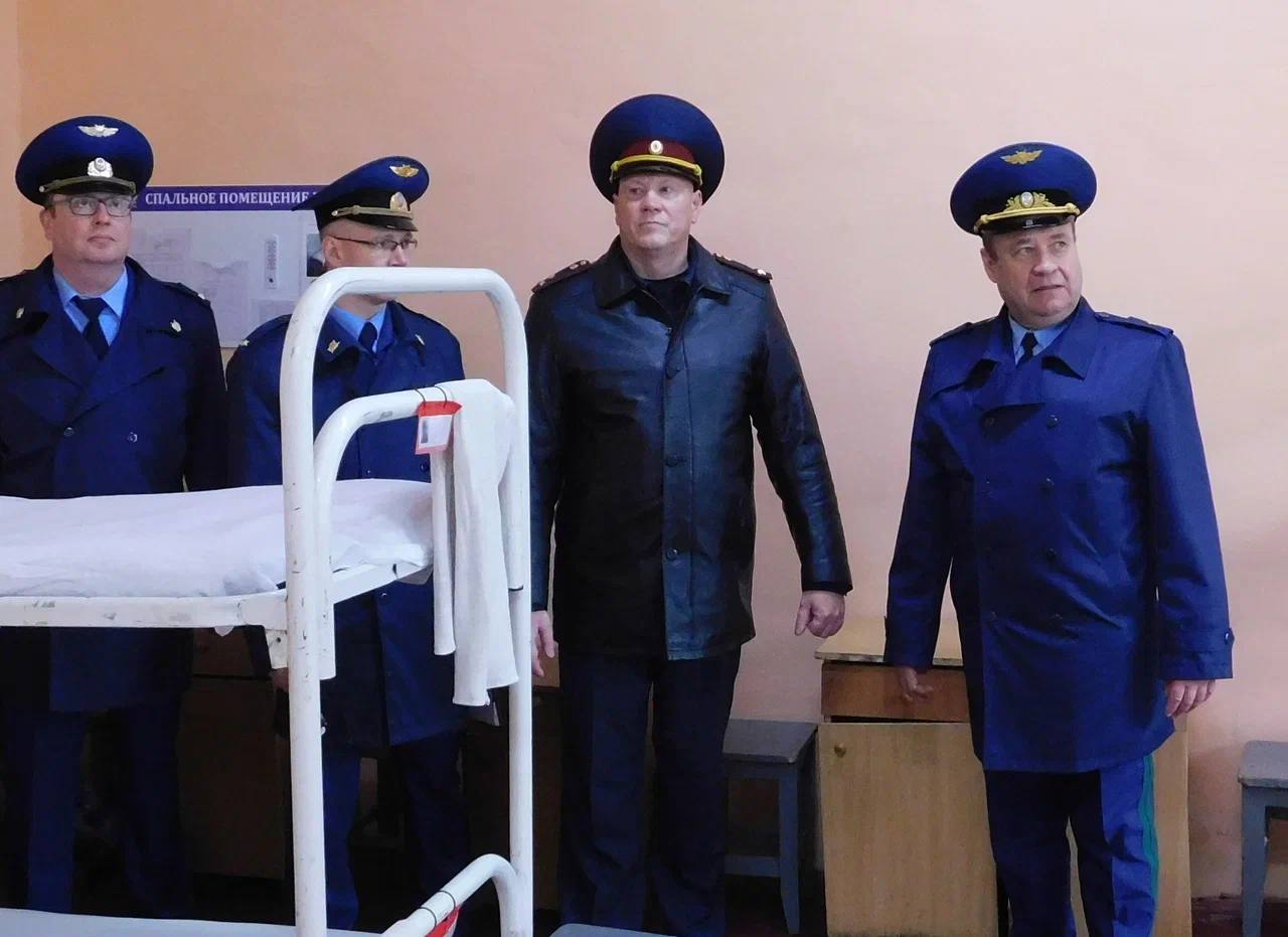 Прокурором области Андреем Тимошичевым проведена проверка соблюдения законов в колонии-поселении, расположенной в г. Грязовце Прокурором области Андреем Тимошичевым проведена проверка соблюдения законов в колонии-поселении, расположенной в г. Грязовце