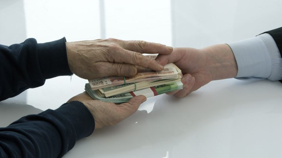 По полмиллиона рублей на семью: россиянам сделали щедрое предложение