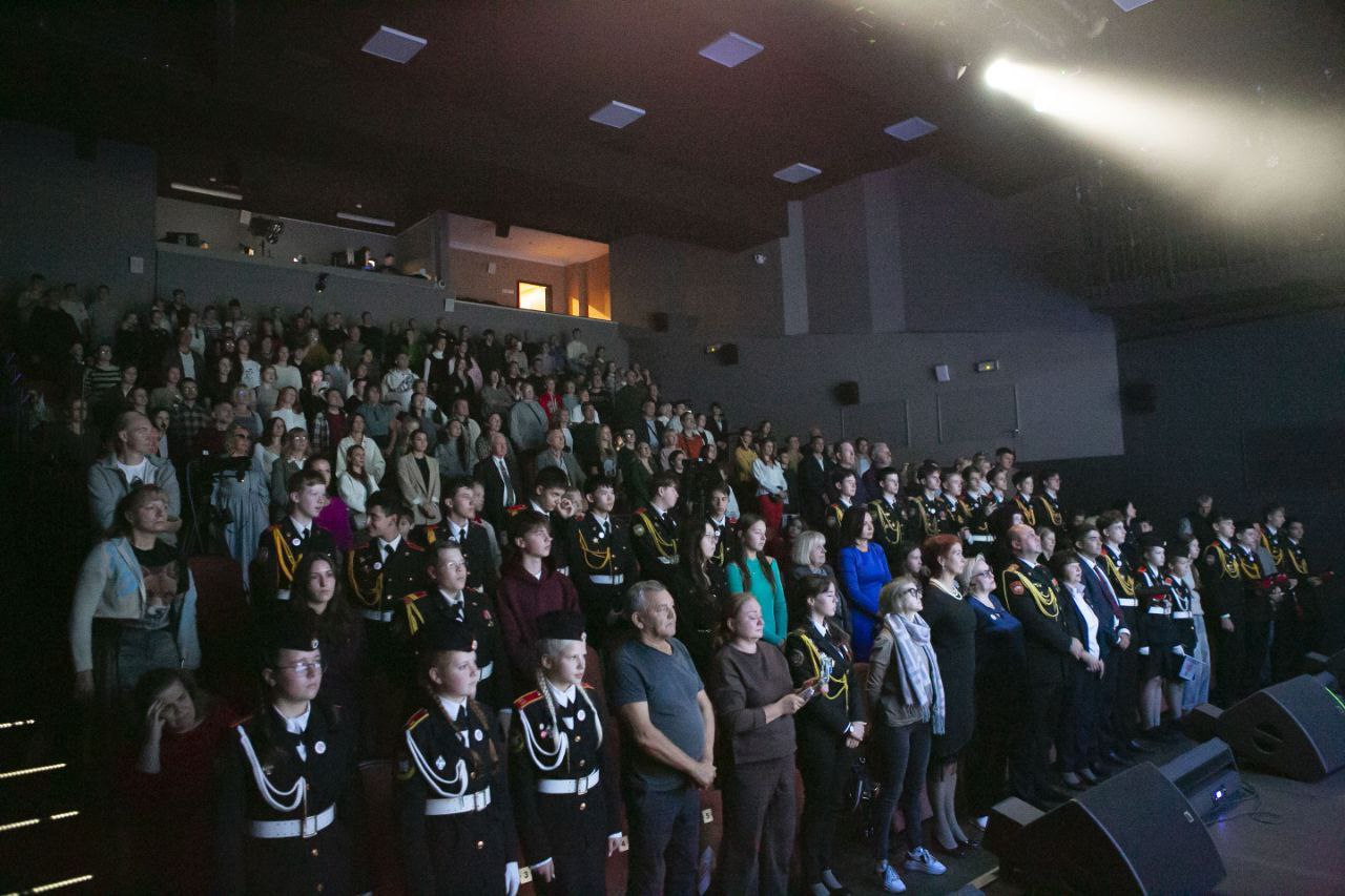 Кадеты из Нюксеницы стали призёрами историко-образовательного конкурса «Я ГОРЖУСЬ!» Кадеты из Нюксеницы стали призёрами историко-образовательного конкурса «Я ГОРЖУСЬ!»