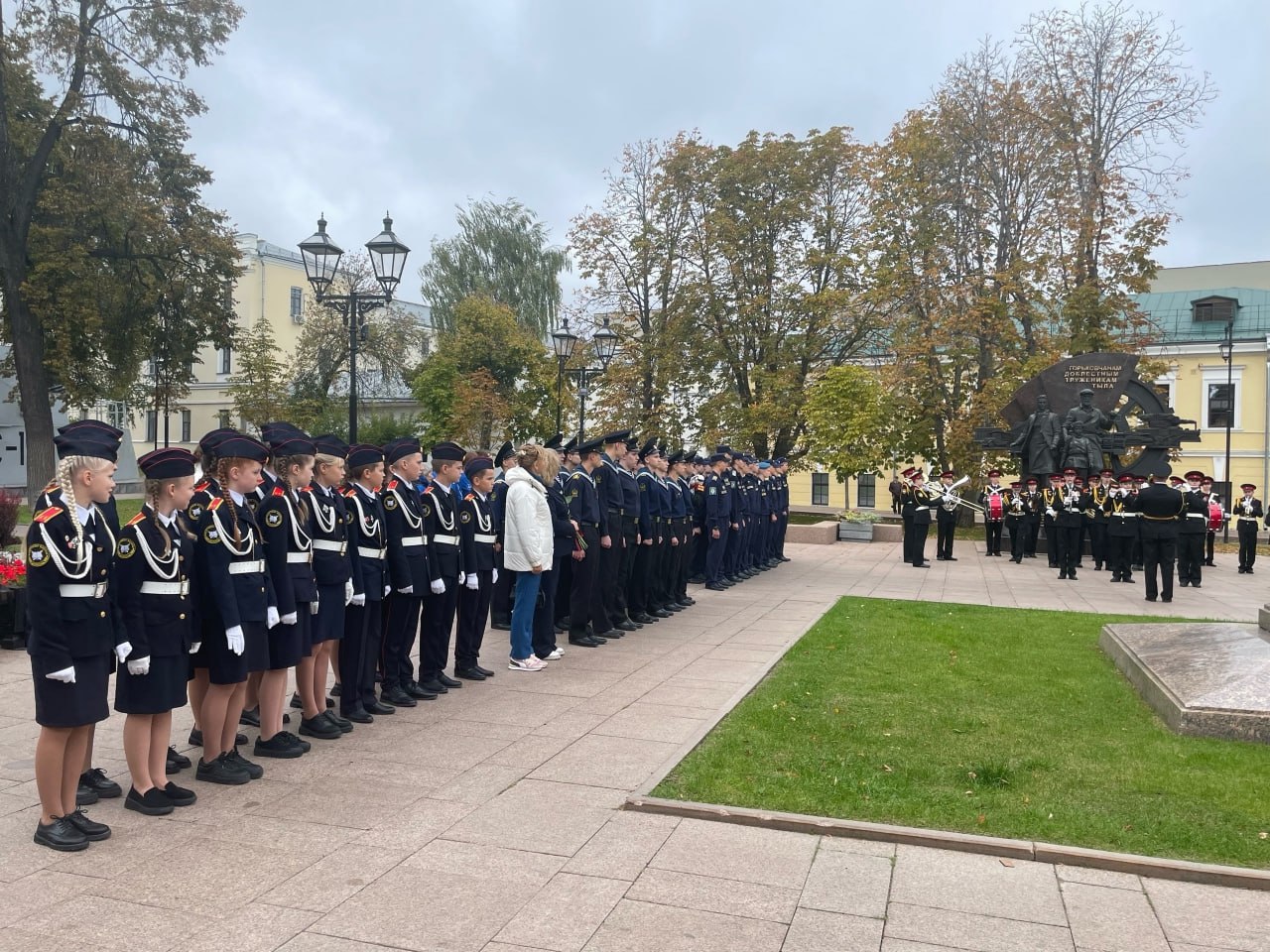 Кадеты из Нюксеницы стали призёрами историко-образовательного конкурса «Я ГОРЖУСЬ!» Кадеты из Нюксеницы стали призёрами историко-образовательного конкурса «Я ГОРЖУСЬ!»