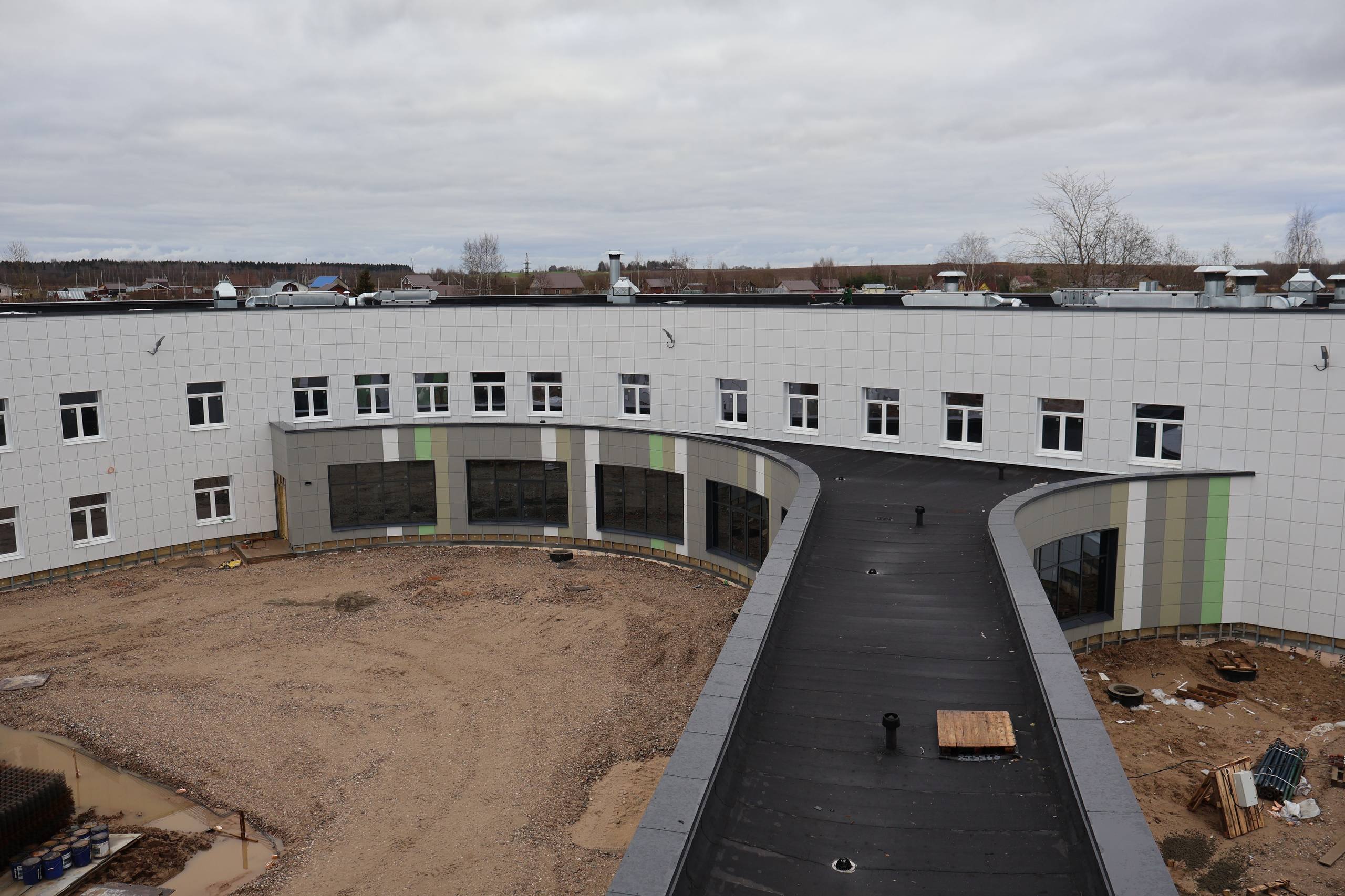 Андрей Накрошаев: Строительство дома социального обслуживания в Молочном: работы идут с опережением графика Андрей Накрошаев: Строительство дома социального обслуживания в Молочном: работы идут с опережением графика