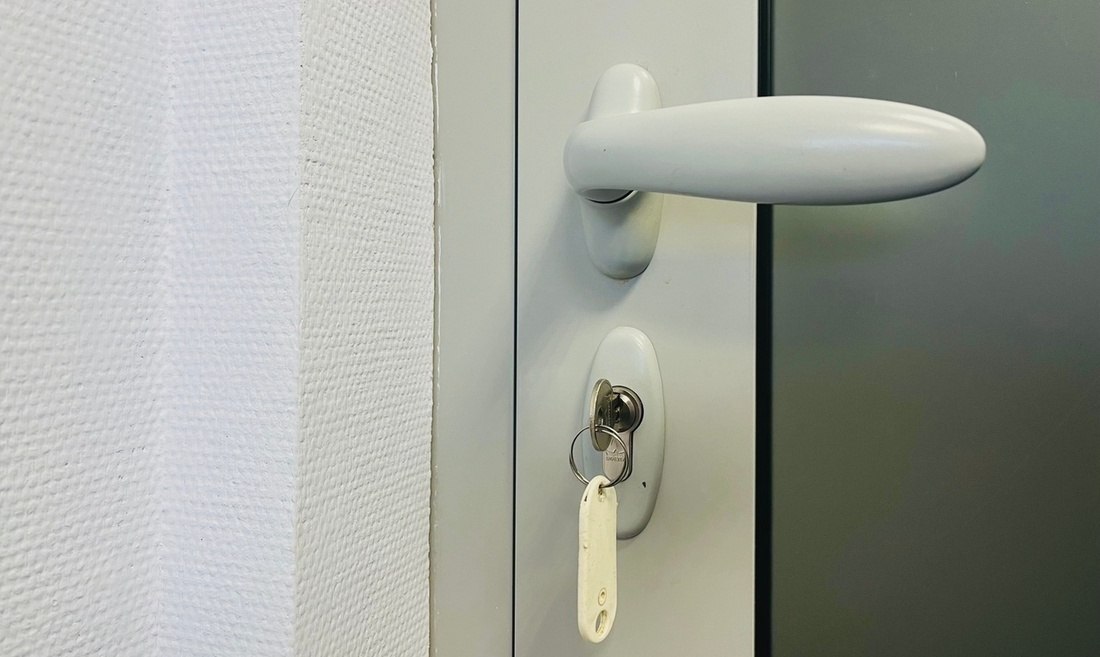 Более 450 детей-сирот получили жильё от государства в Вологодской области