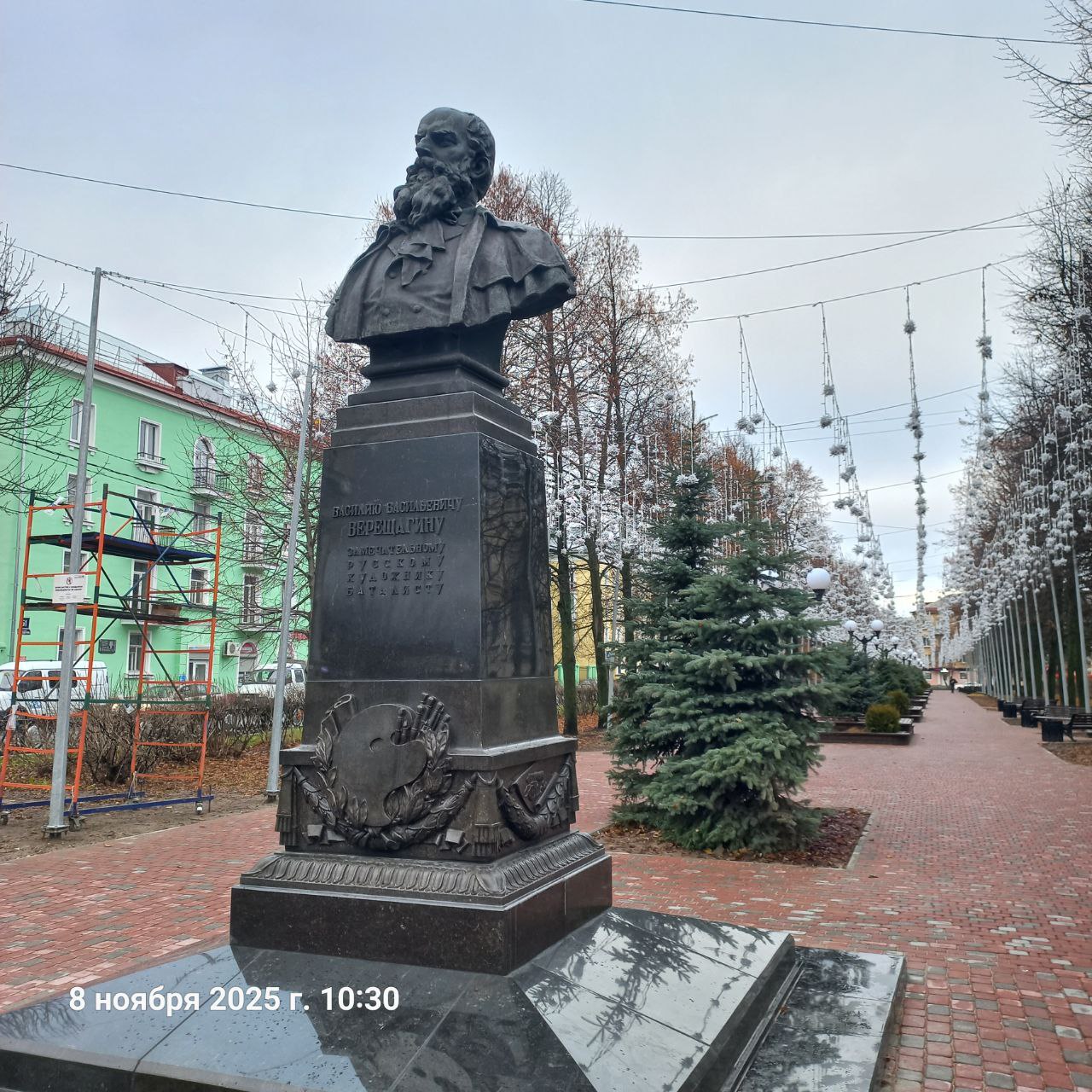 Обновленный сквер на улице Верещагина Обновленный сквер на улице Верещагина