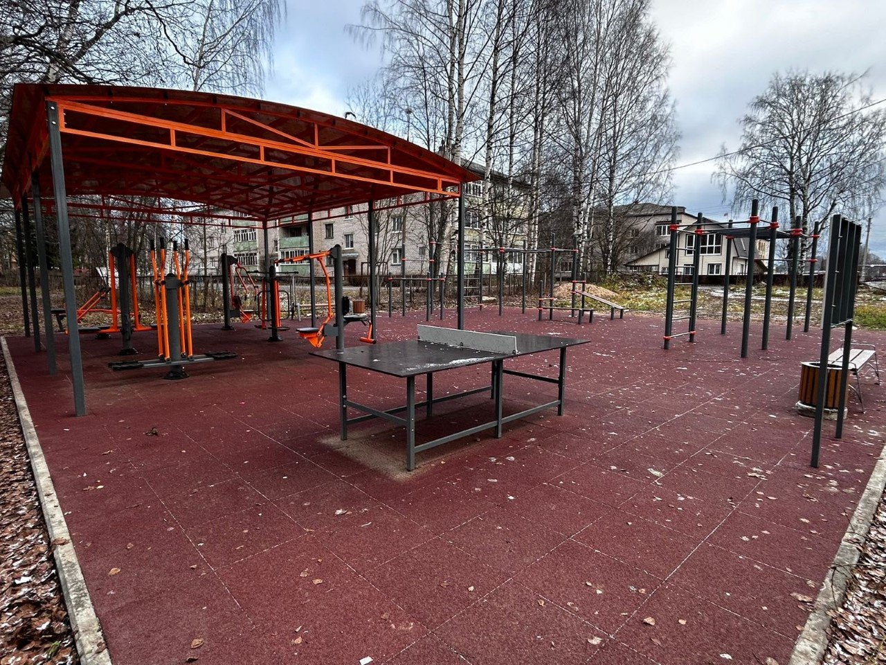 Центральный парк в Красавино обрёл новую жизнь — часть работ завершена Центральный парк в Красавино обрёл новую жизнь — часть работ завершена