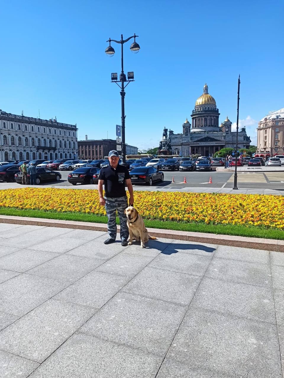 Полицейский лабрадор Бакс из Череповца завершил свою службу и ушел на заслуженный отдых! Полицейский лабрадор Бакс из Череповца завершил свою службу и ушел на заслуженный отдых!