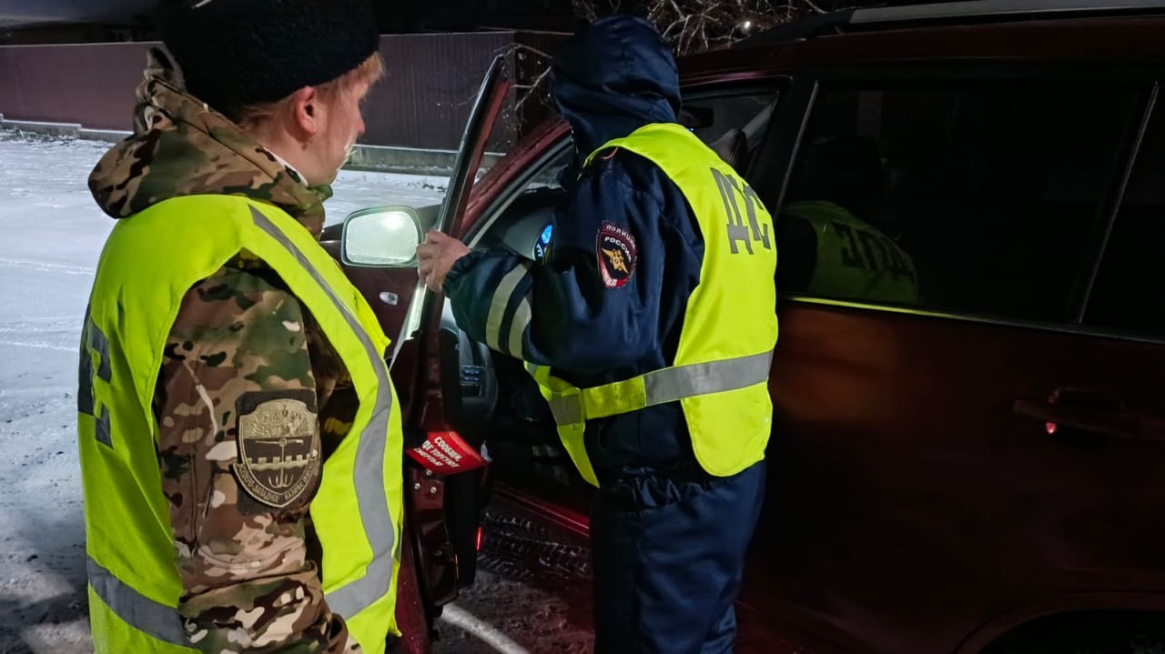 В Кадуе госавтоинспекторы и казаки провели совместное профилактическое мероприятие В Кадуе госавтоинспекторы и казаки провели совместное профилактическое мероприятие