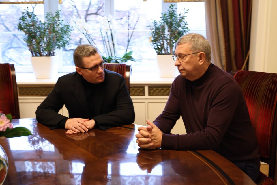 Губернатор Георгий Филимонов в рамках рабочей командировки в Москву провёл встречу с основателем АФК «Система» Владимиром Евтушенковым