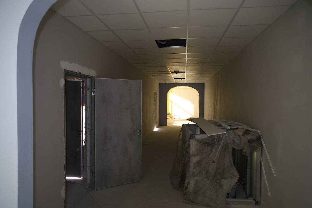 Губернатор Георгий Филимонов проверил ход капремонта Кадуйской школы №1 им. В.В. Судакова Губернатор Георгий Филимонов проверил ход капремонта Кадуйской школы №1 им. В.В. Судакова