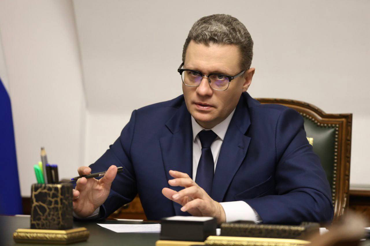 Губернатор Георгий Филимонов провел прием граждан совместно с прокурором области и представителями власти Губернатор Георгий Филимонов провел прием граждан совместно с прокурором области и представителями власти