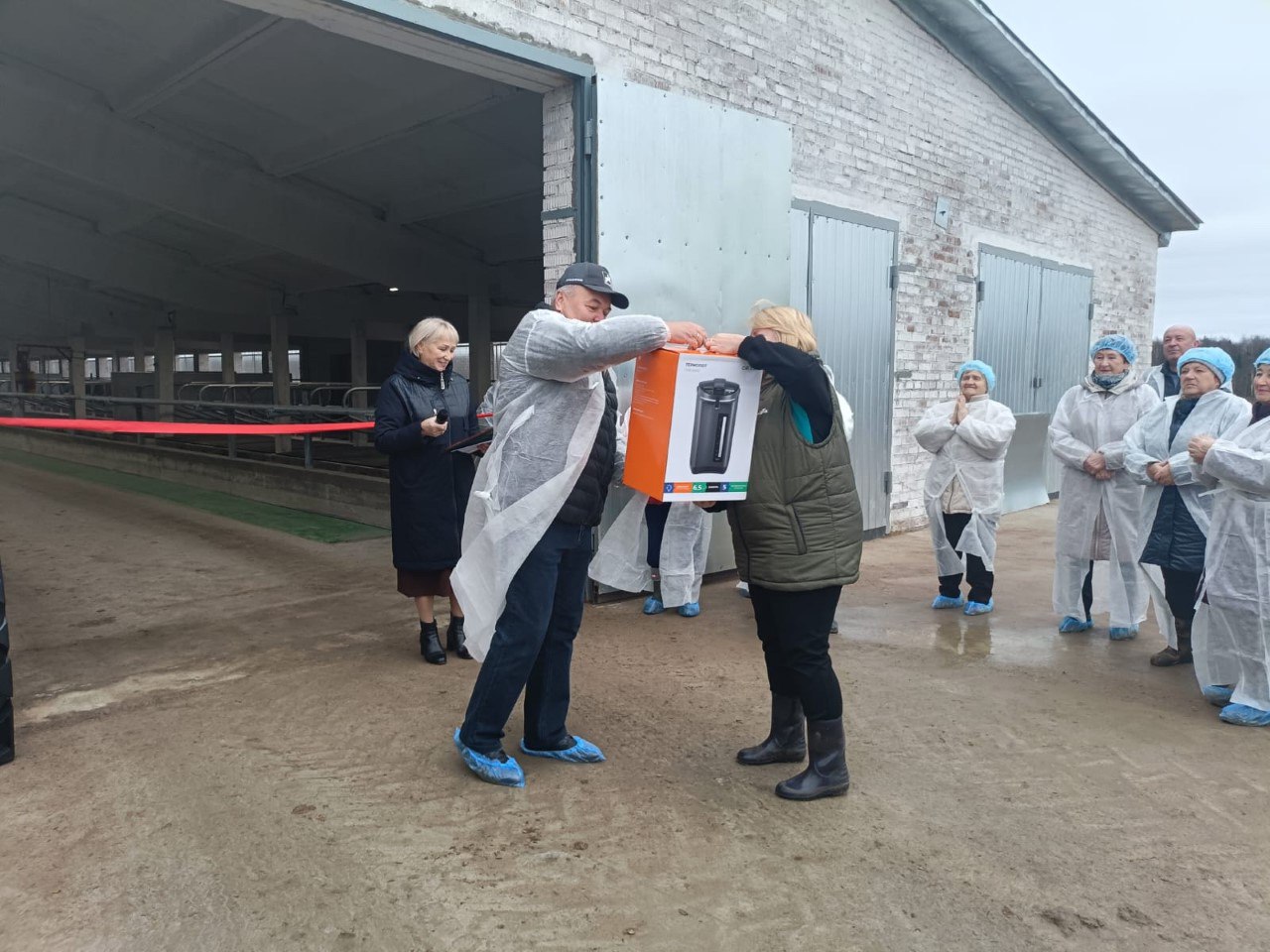 Андрей Клеков: «Внедрение роботизированных технологий — ключ к модернизации сельского хозяйства» Андрей Клеков: «Внедрение роботизированных технологий — ключ к модернизации сельского хозяйства»