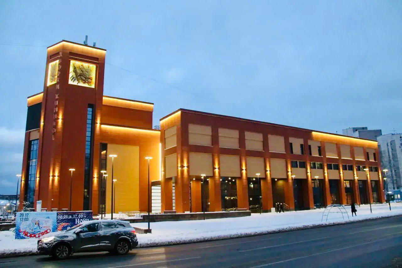 Губернатор Георгий Филимонов поделился новостями о преображении городских территорий: в Череповце обновлён Дворец химиков, который полностью «переодели» к Новому году Губернатор Георгий Филимонов поделился новостями о преображении городских территорий: в Череповце обновлён Дворец химиков, который полностью «переодели» к Новому году