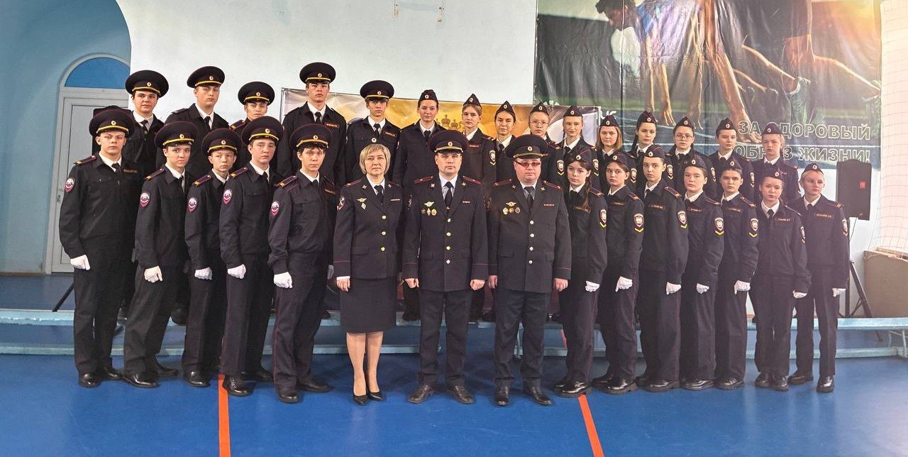 Руководство ОМВД России «Великоустюгский» приняло участие в принятии присяги у курсантов Великоустюгского многопрофильного колледжа