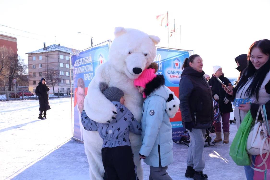 Большой праздник для юных вологжан провела «Фабрика добрых дел» Большой праздник для юных вологжан провела «Фабрика добрых дел»