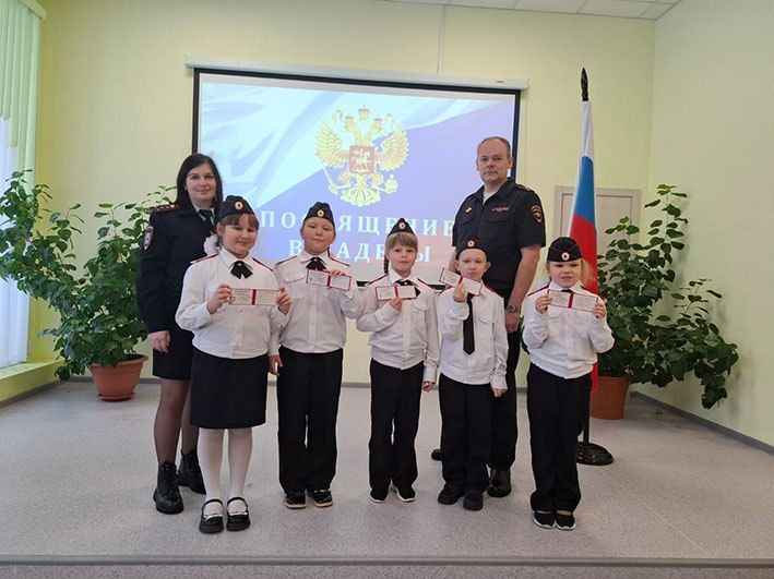 В Череповецком округе состоялось посвящение первоклассников в кадеты